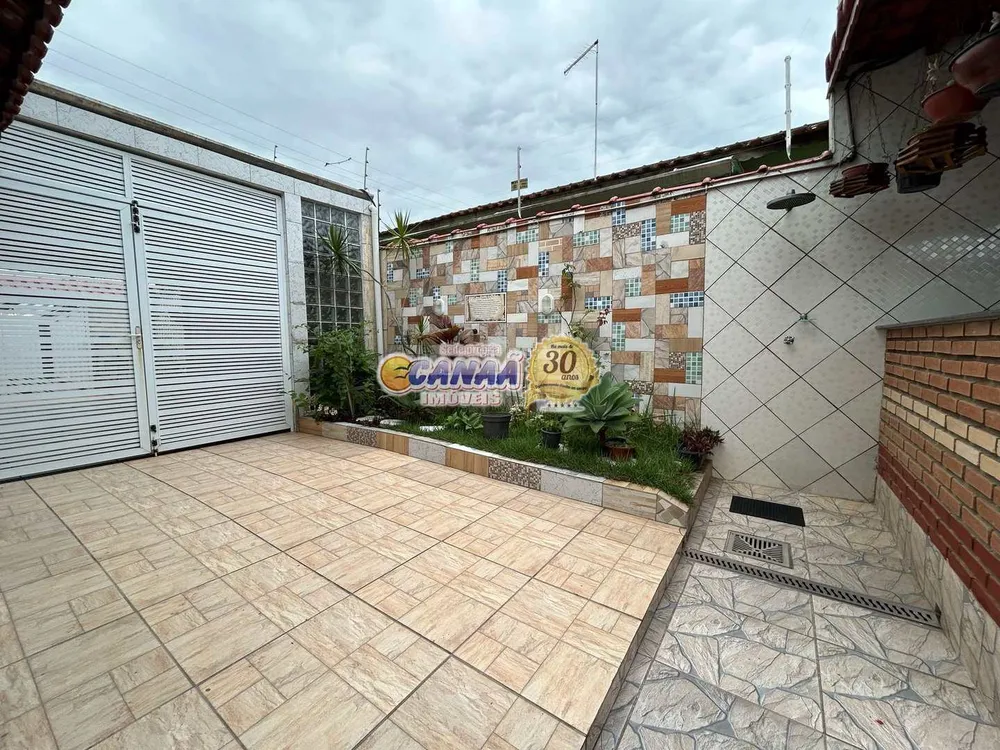 Casa, 4 quartos, 260 m² - Foto 1
