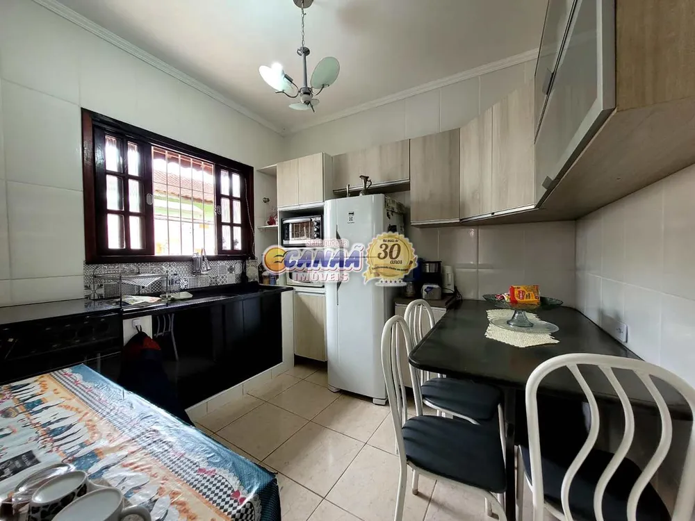 Casa, 4 quartos, 260 m² - Foto 12