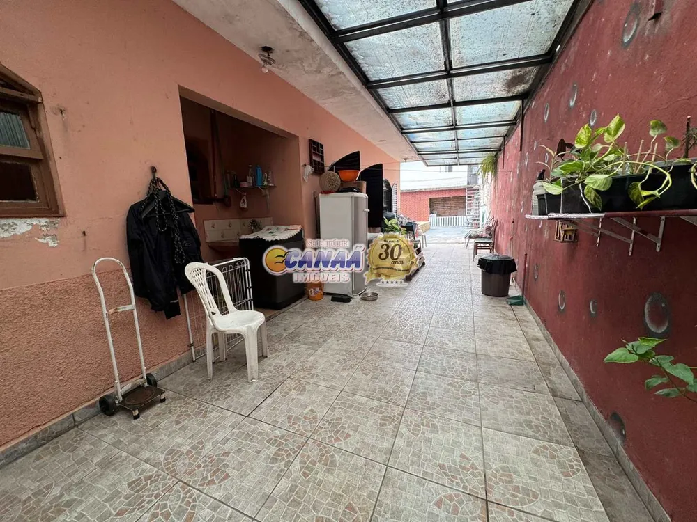 Casa, 4 quartos, 153 m² - Foto 2