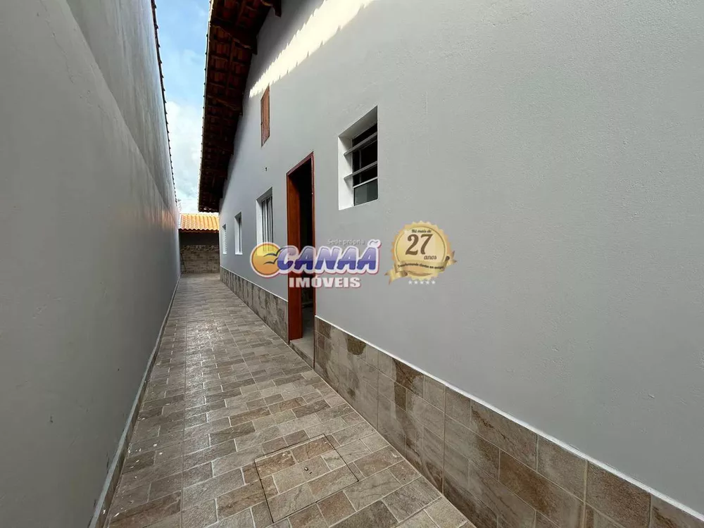 Casa à venda com 2 quartos, 68m² - Foto 3