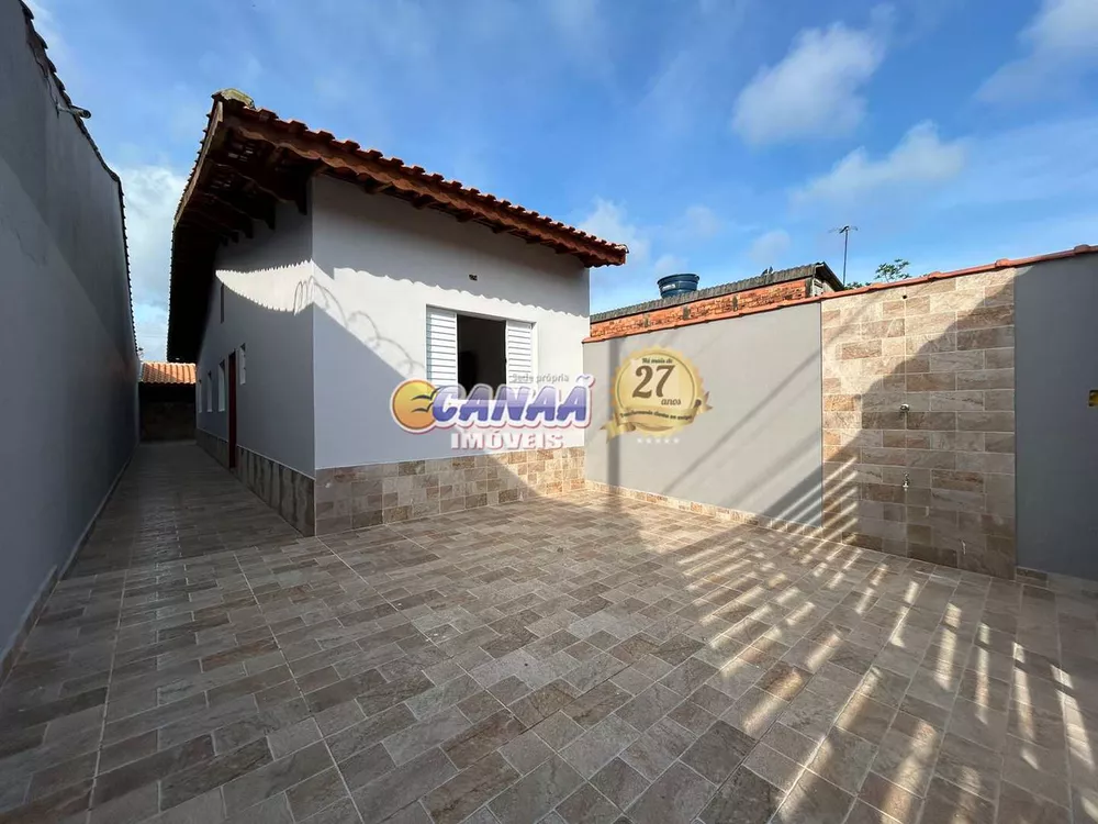 Casa à venda com 2 quartos, 68m² - Foto 1