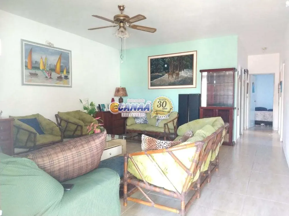 Casa, 4 quartos, 141 m² - Foto 2