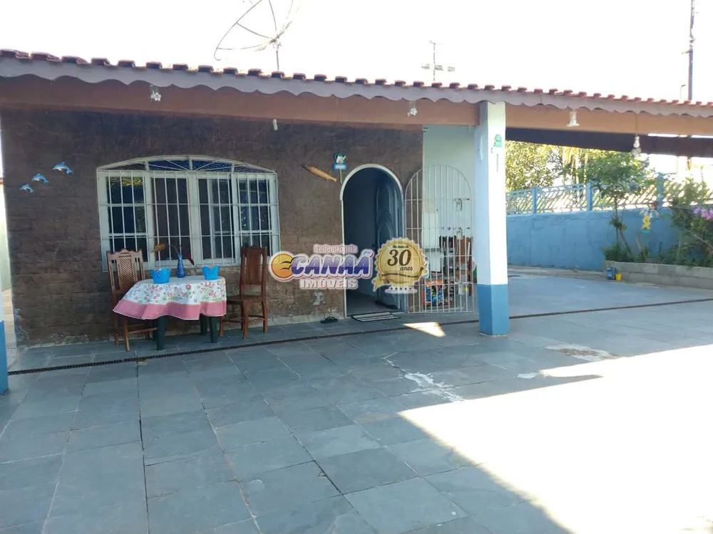 Casa, 4 quartos, 141 m² - Foto 1