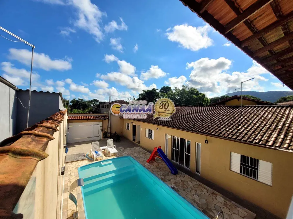 Casa, 5 quartos, 200 m² - Foto 9