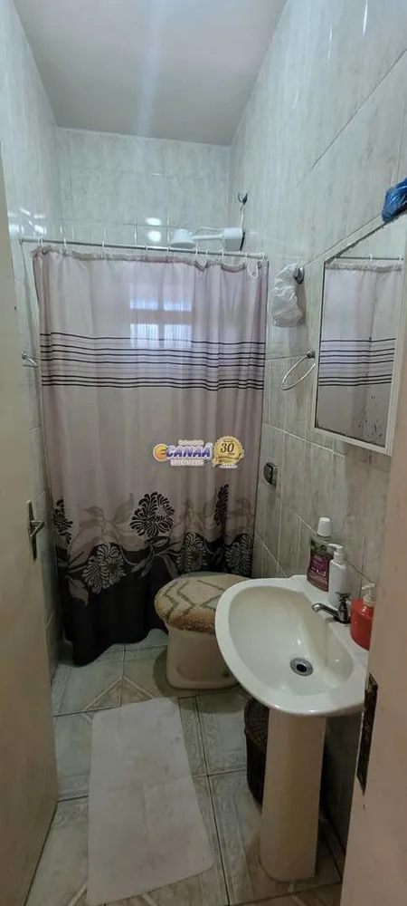Chácara, 3 quartos, 2250 m² - Foto 1