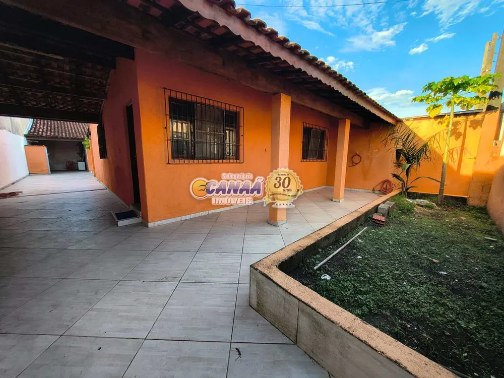 Casa, 4 quartos, 172 m² - Foto 1