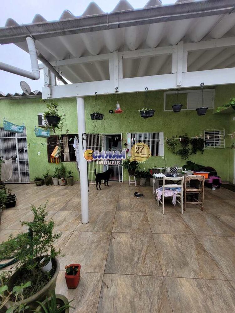 Casa, 1 quarto, 157 m² - Foto 2