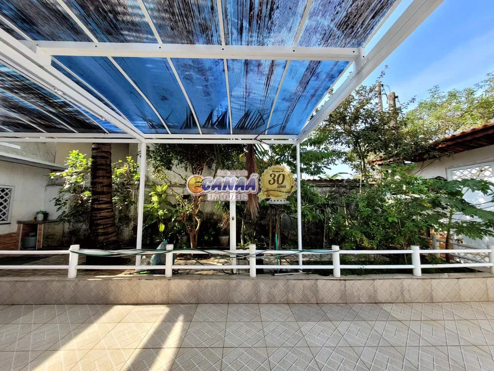 Casa, 4 quartos, 230 m² - Foto 4