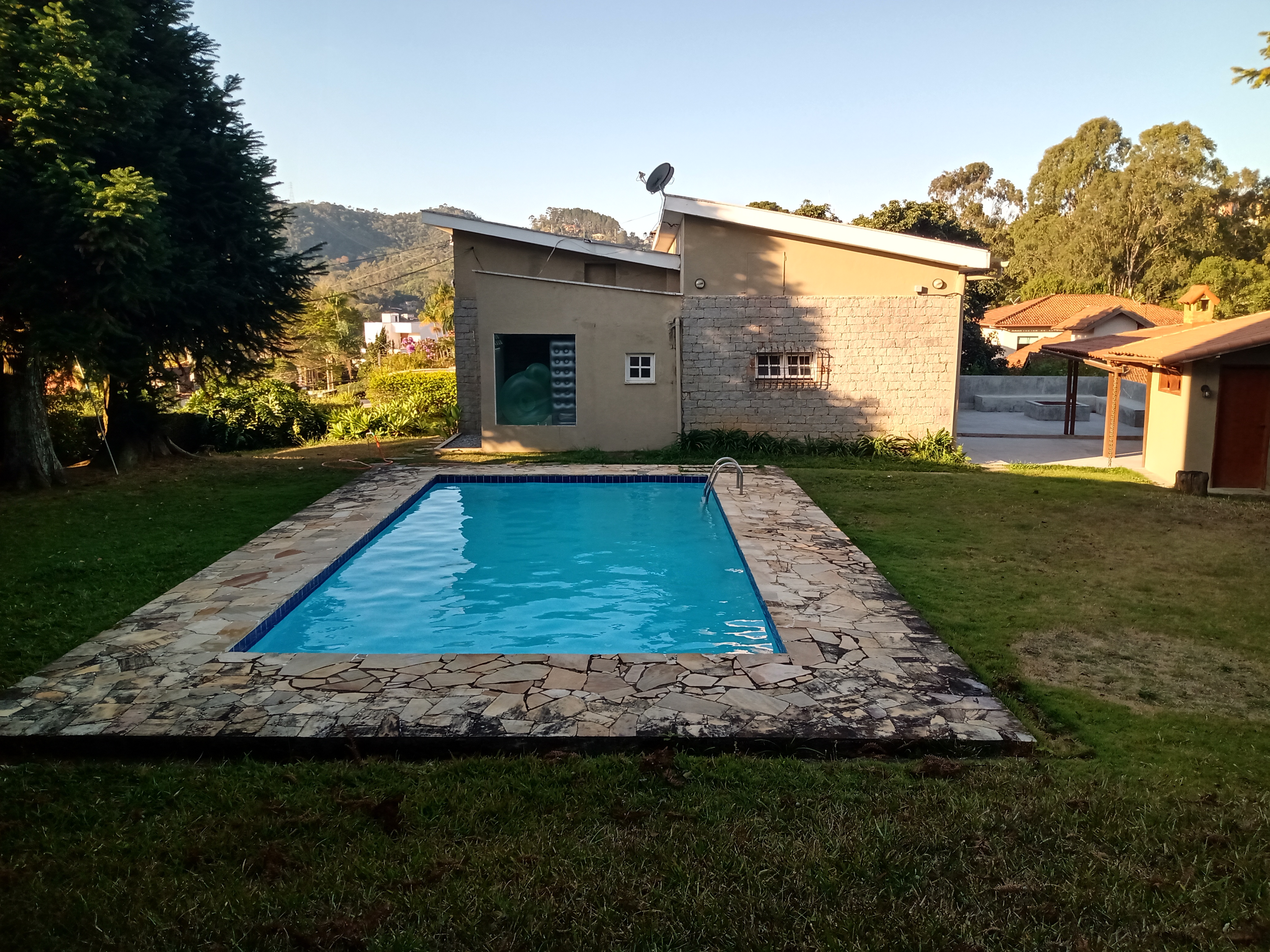 Casa à venda com 3 quartos, 350m² - Foto 11