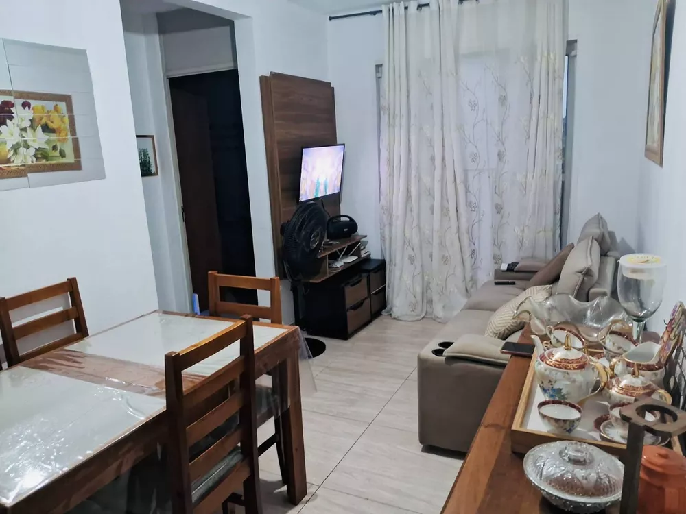 Apartamento à venda com 2 quartos, 45m² - Foto 1