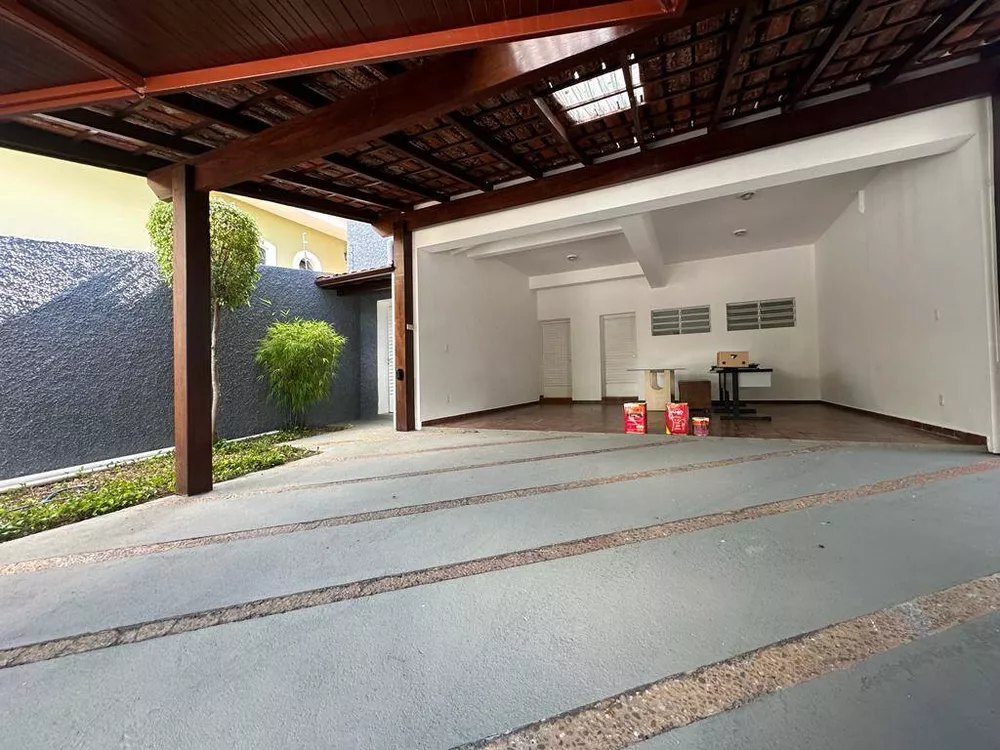 Casa à venda com 4 quartos, 345m² - Foto 3