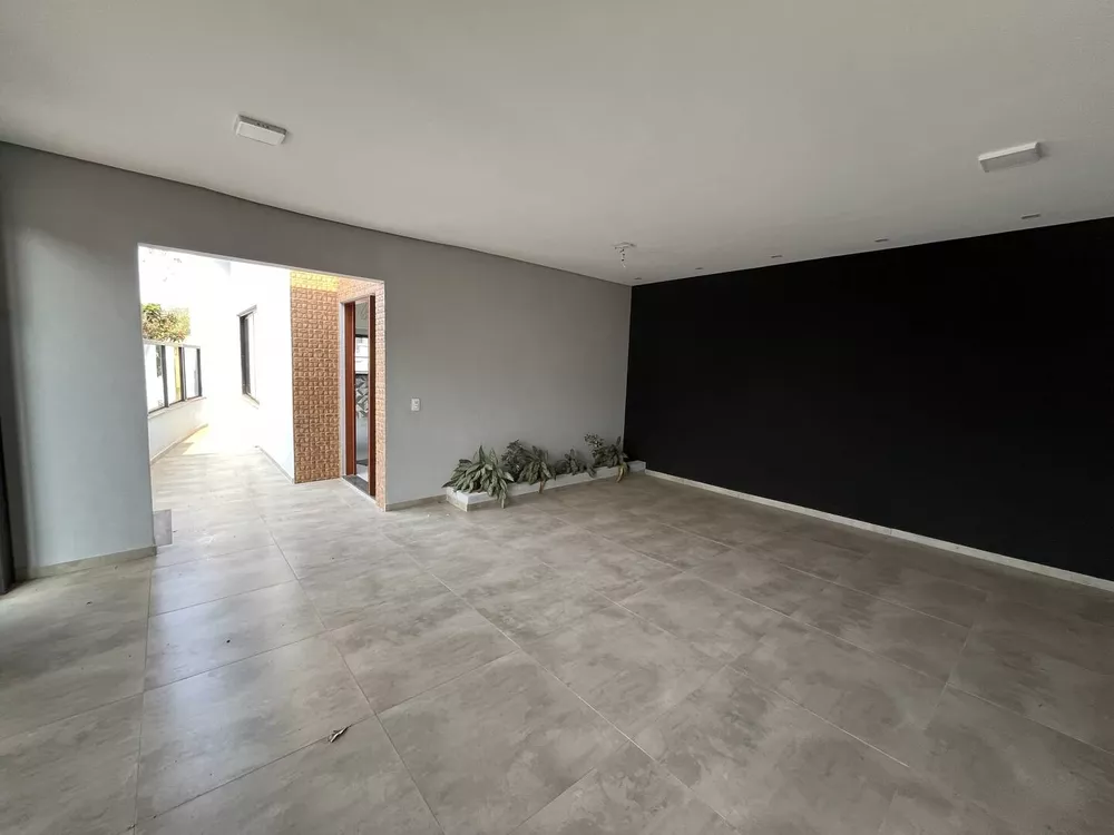 Casa à venda com 3 quartos, 140m² - Foto 3