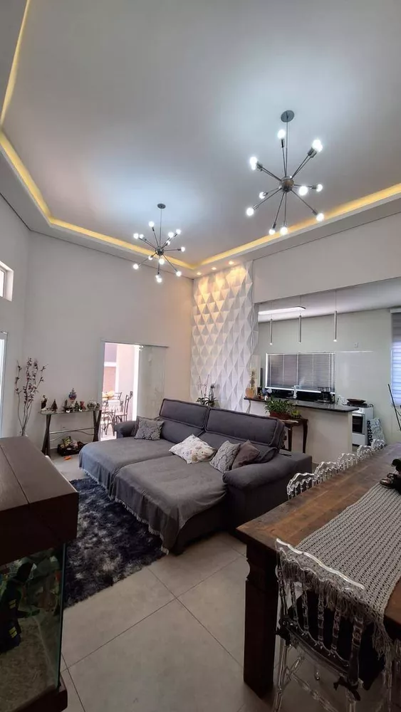 Casa à venda com 3 quartos, 148m² - Foto 3