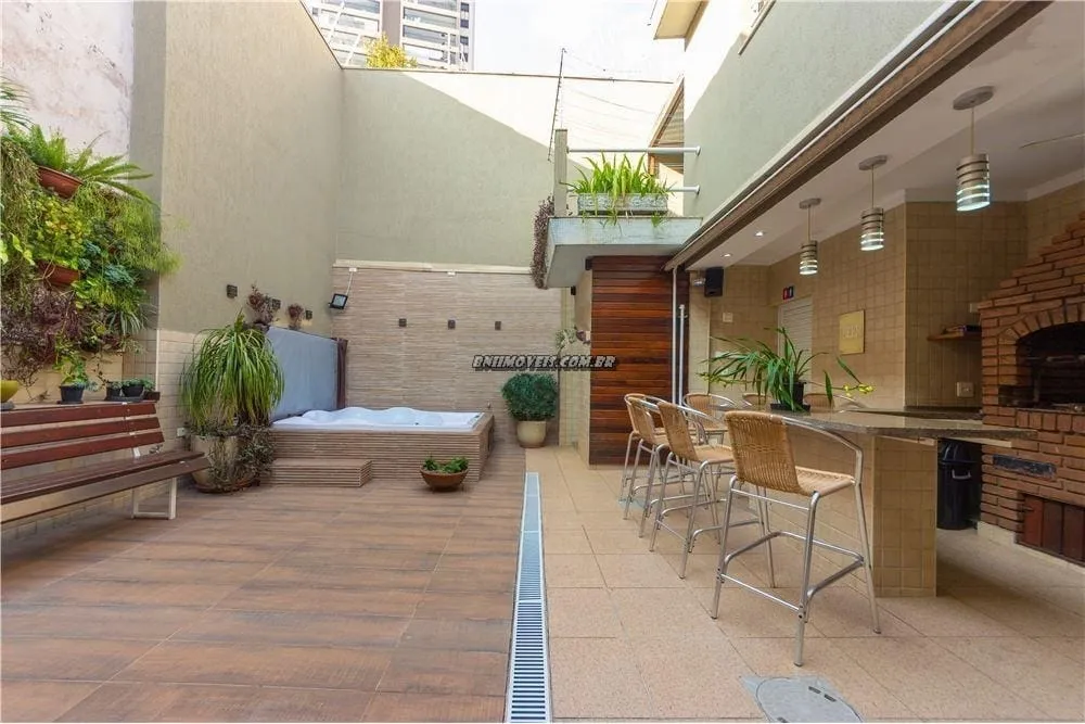 Casa, 4 quartos, 300 m² - Foto 1