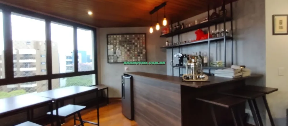 Apartamento, 4 quartos, 211 m² - Foto 1