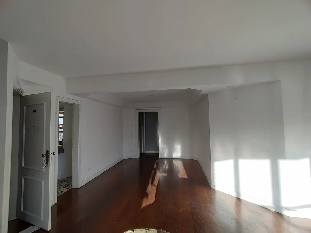 Apartamento, 3 quartos, 130 m² - Foto 2