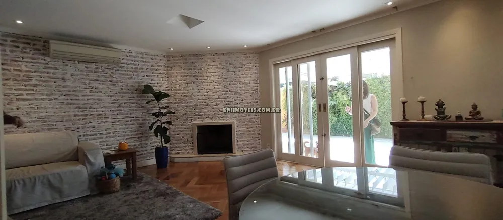 Apartamento, 3 quartos, 210 m² - Foto 2