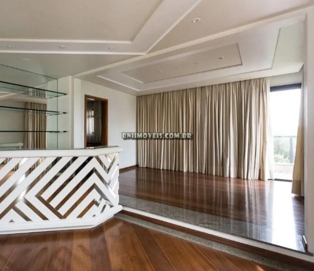 Apartamento, 4 quartos, 250 m² - Foto 1