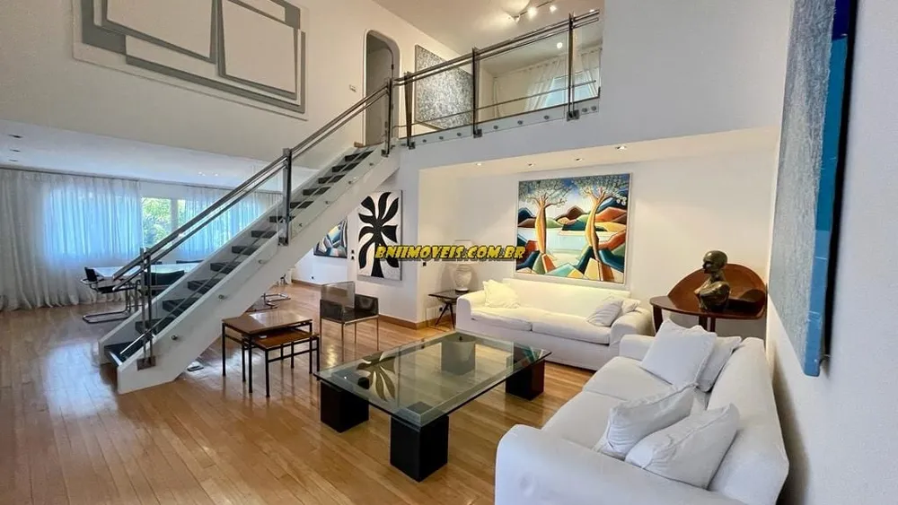 Apartamento, 3 quartos, 210 m² - Foto 1