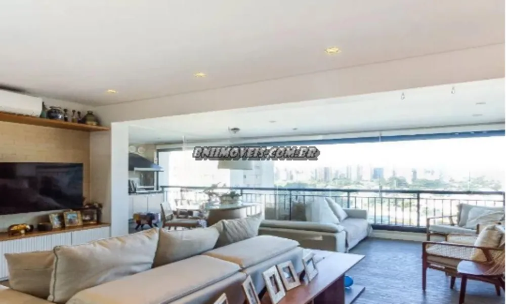 Apartamento, 3 quartos, 134 m² - Foto 1