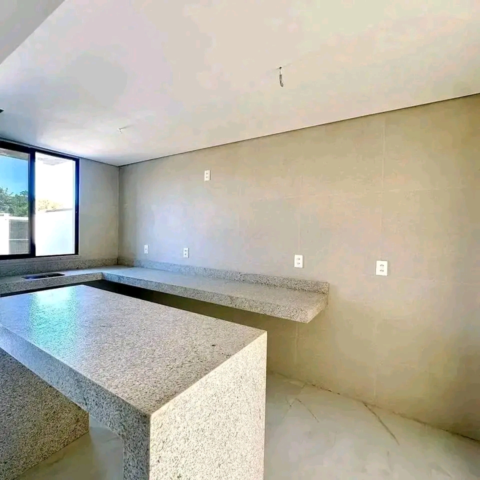 Casa à venda com 3 quartos, 118m² - Foto 7