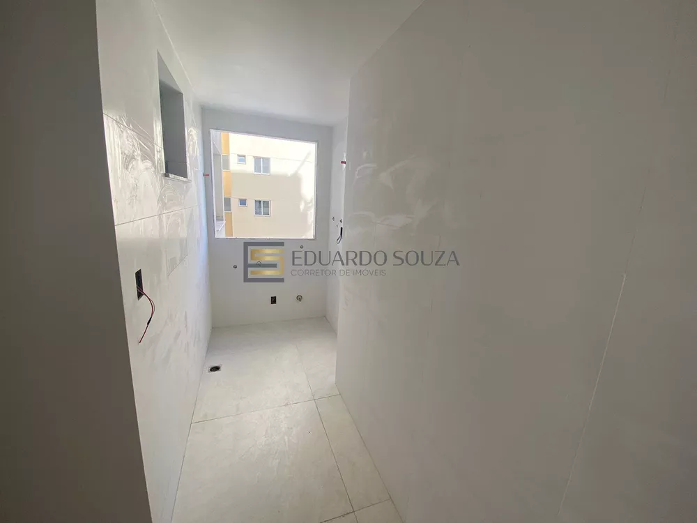 Apartamento à venda com 3 quartos, 85m² - Foto 3