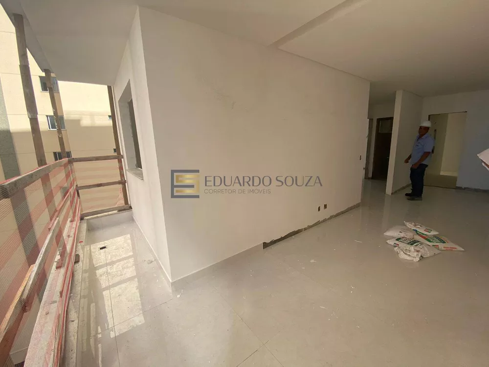 Apartamento à venda com 3 quartos, 85m² - Foto 5