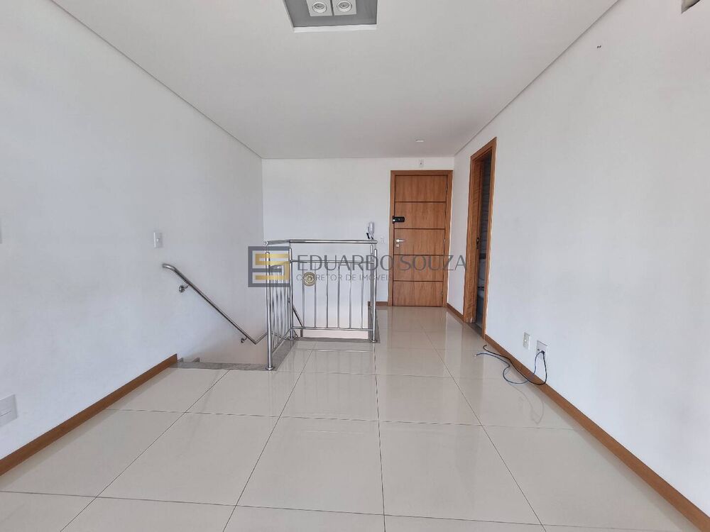 Cobertura, 3 quartos, 180 m² - Foto 1
