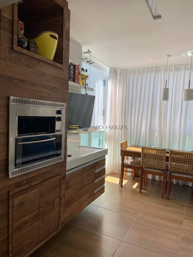 Apartamento à venda com 3 quartos, 105m² - Foto 1