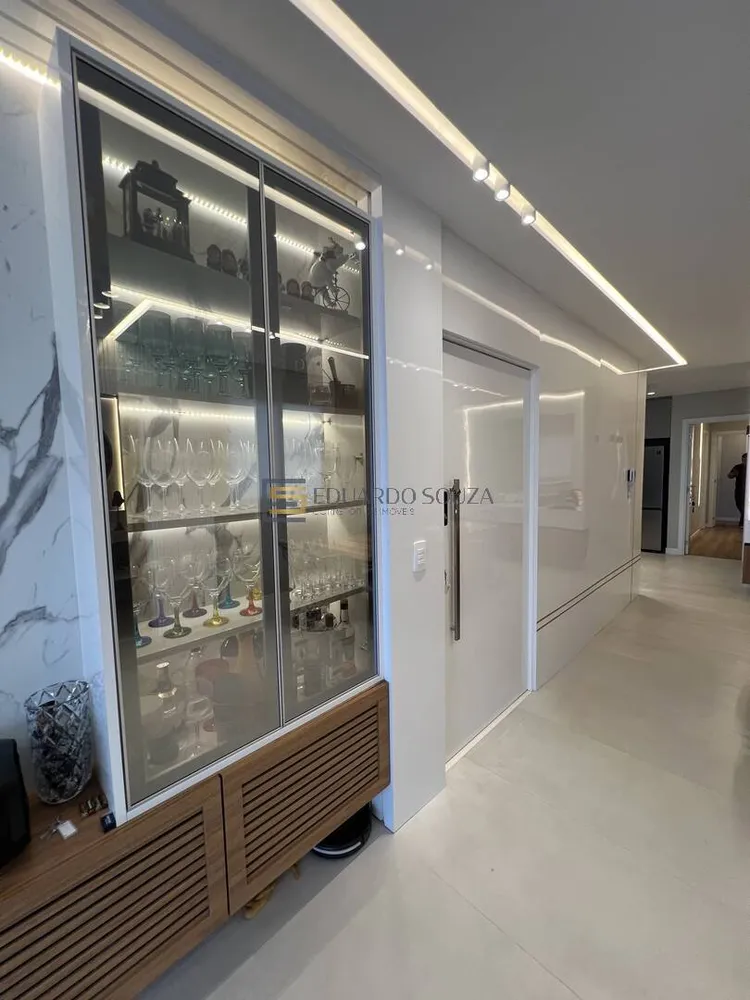 Apartamento, 3 quartos, 136 m² - Foto 3