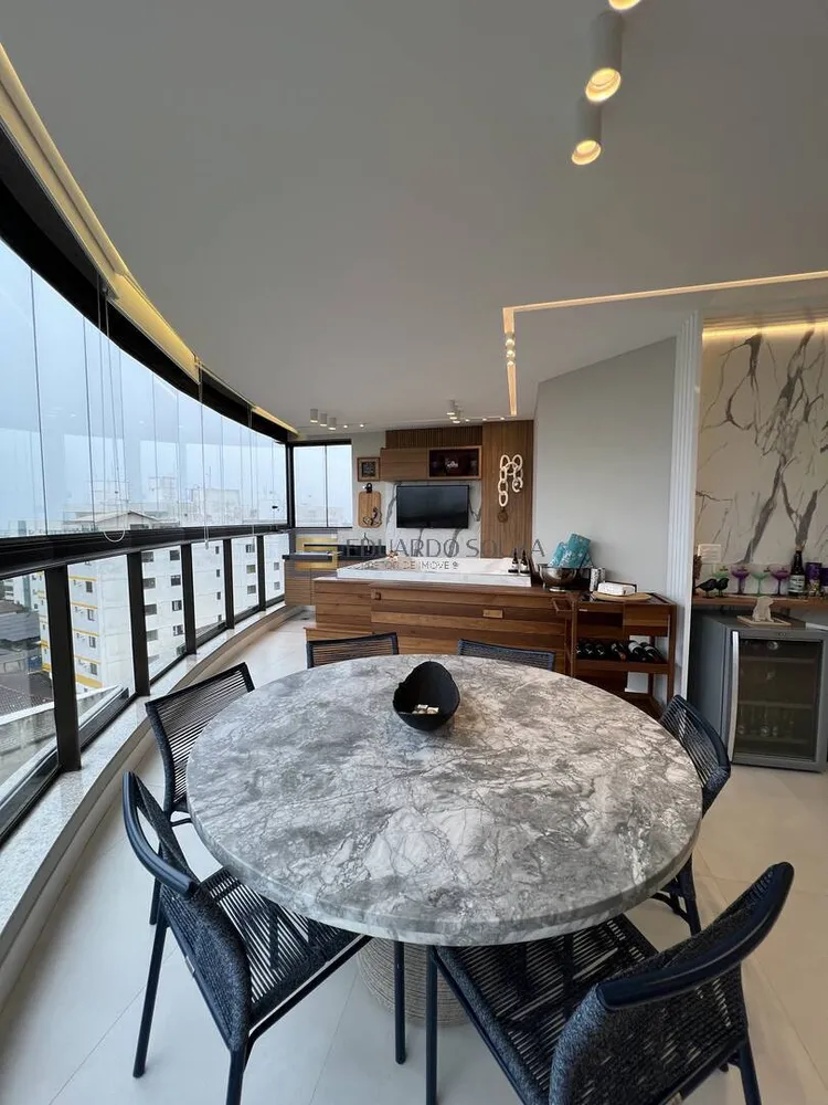 Apartamento, 3 quartos, 136 m² - Foto 2