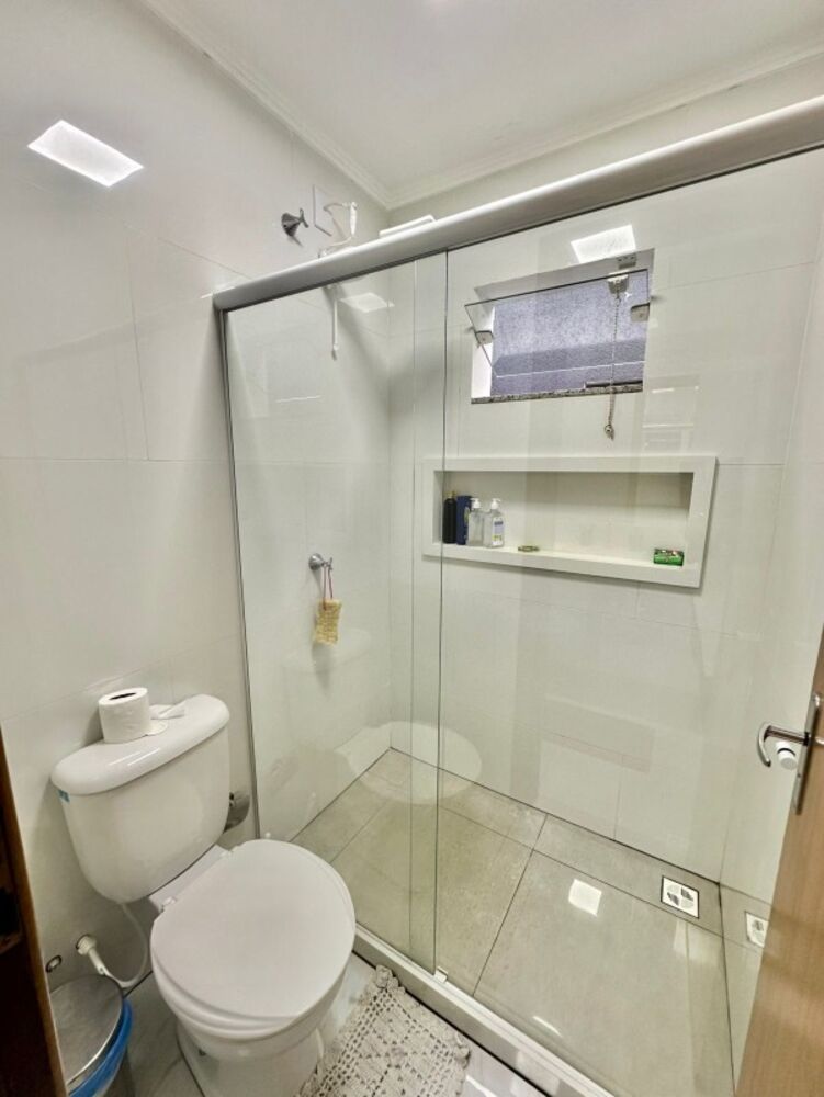 Casa à venda com 3 quartos, 182m² - Foto 7
