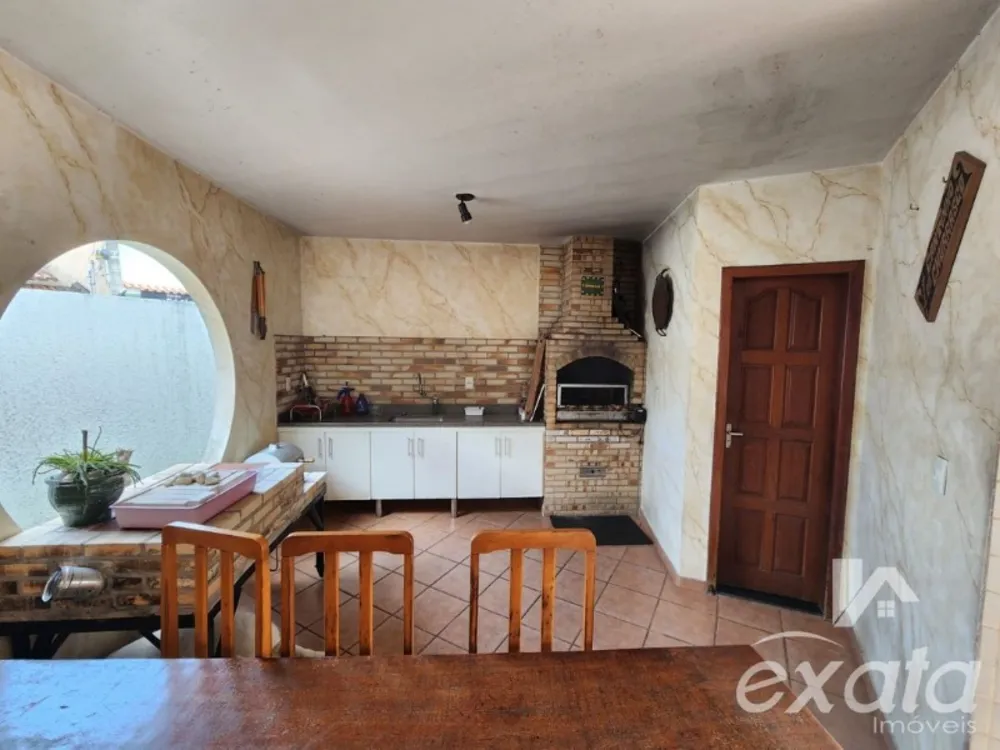 Casa, 5 quartos, 180 m² - Foto 4