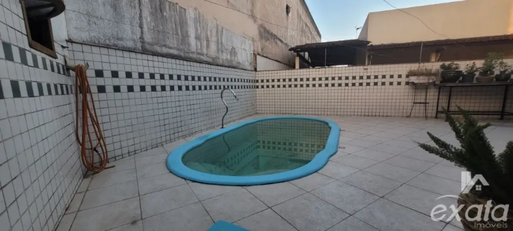 Casa, 5 quartos, 180 m² - Foto 2