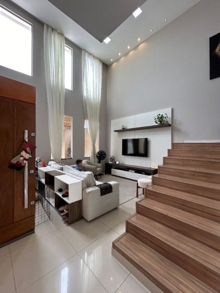 Casa, 3 quartos, 200 m² - Foto 4