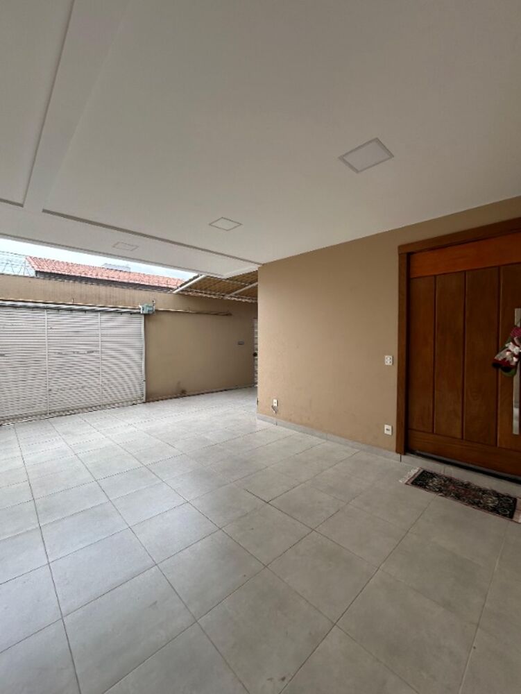 Casa, 3 quartos, 200 m² - Foto 1