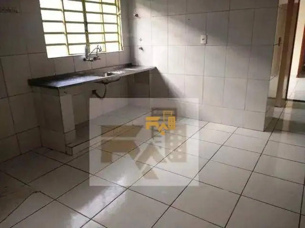 Casa, 2 quartos, 100 m² - Foto 2