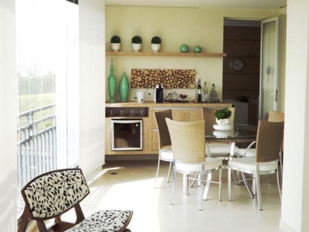 Apartamento, 3 quartos, 200 m² - Foto 1