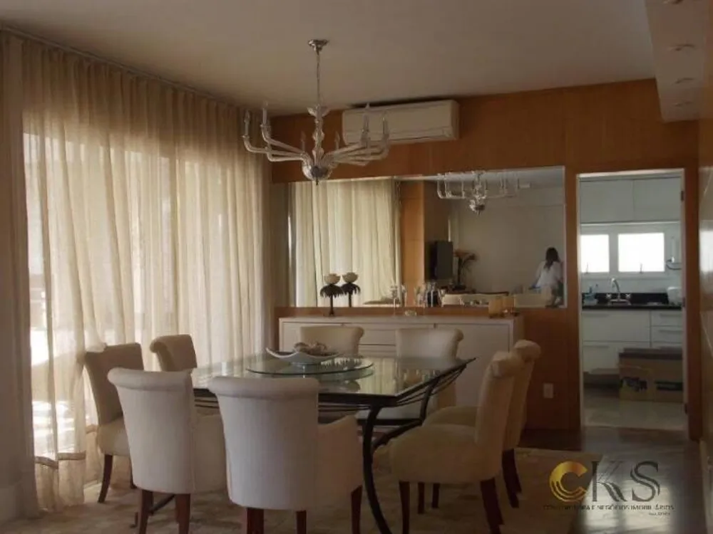 Apartamento, 3 quartos, 201 m² - Foto 1