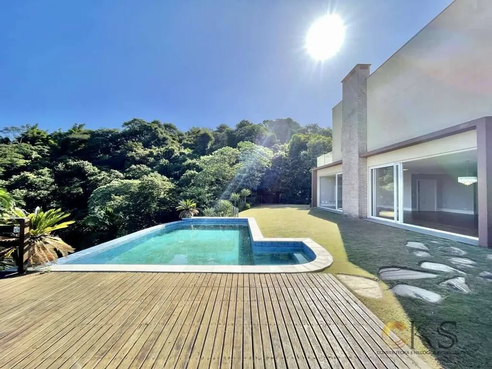 Casa, 4 quartos, 490 m² - Foto 1