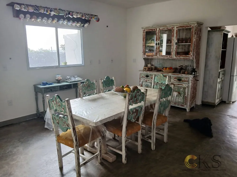 Casa, 3 quartos, 180 m² - Foto 2