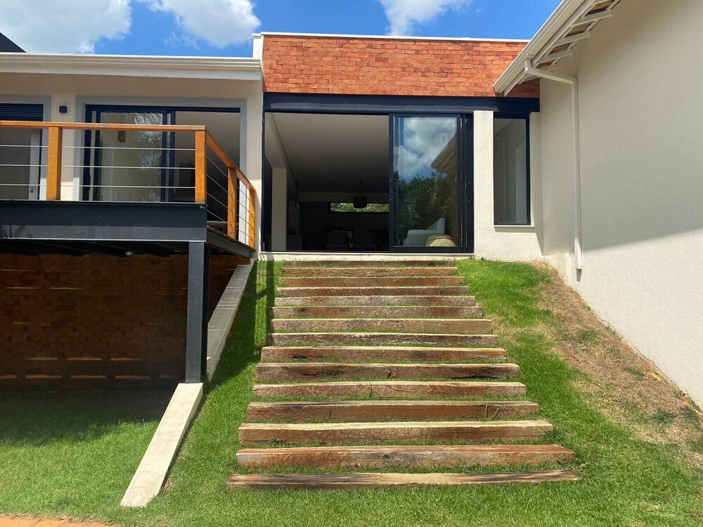 Casa, 4 quartos, 380 m² - Foto 1