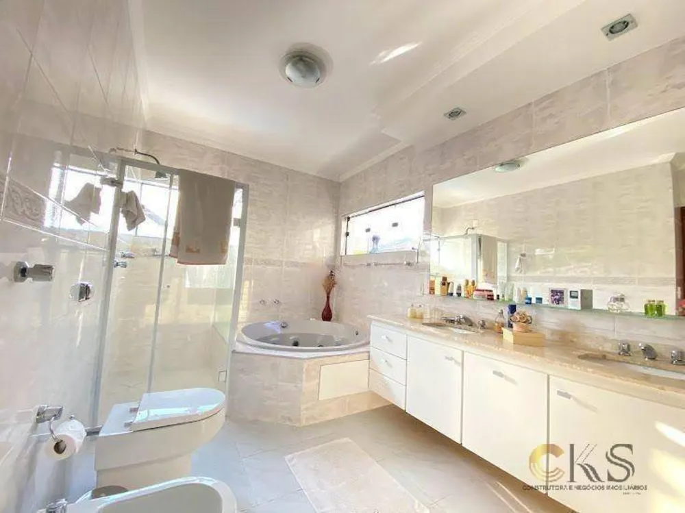 Casa, 4 quartos, 380 m² - Foto 9