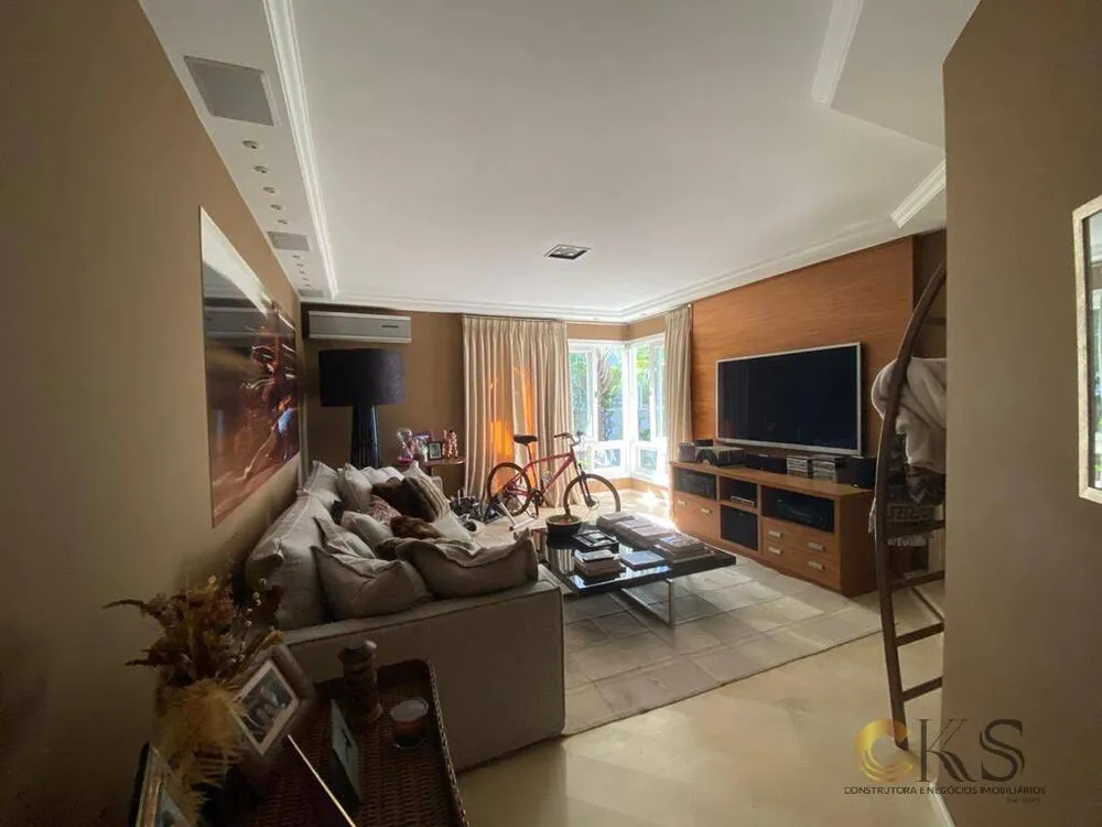 Casa, 4 quartos, 586 m² - Foto 9