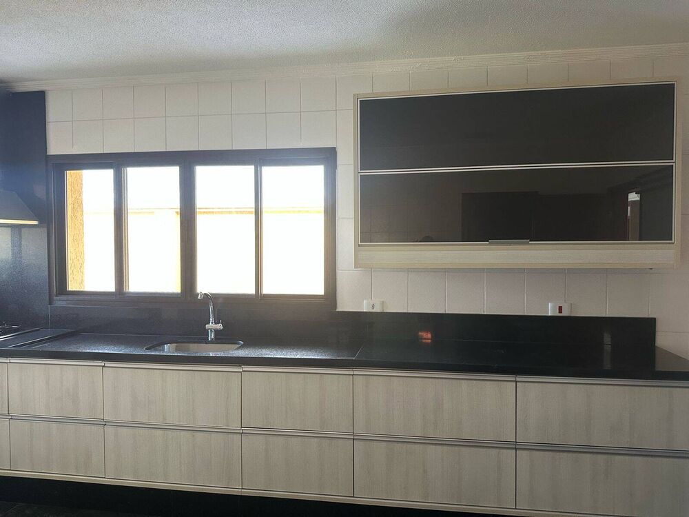 Casa, 4 quartos, 460 m² - Foto 2