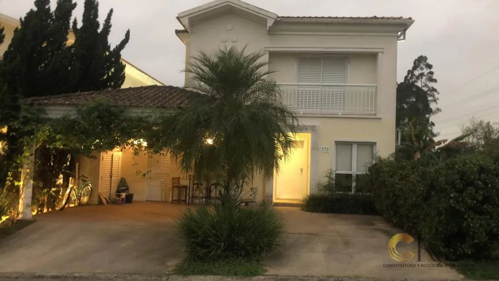 Casa, 3 quartos, 236 m² - Foto 2