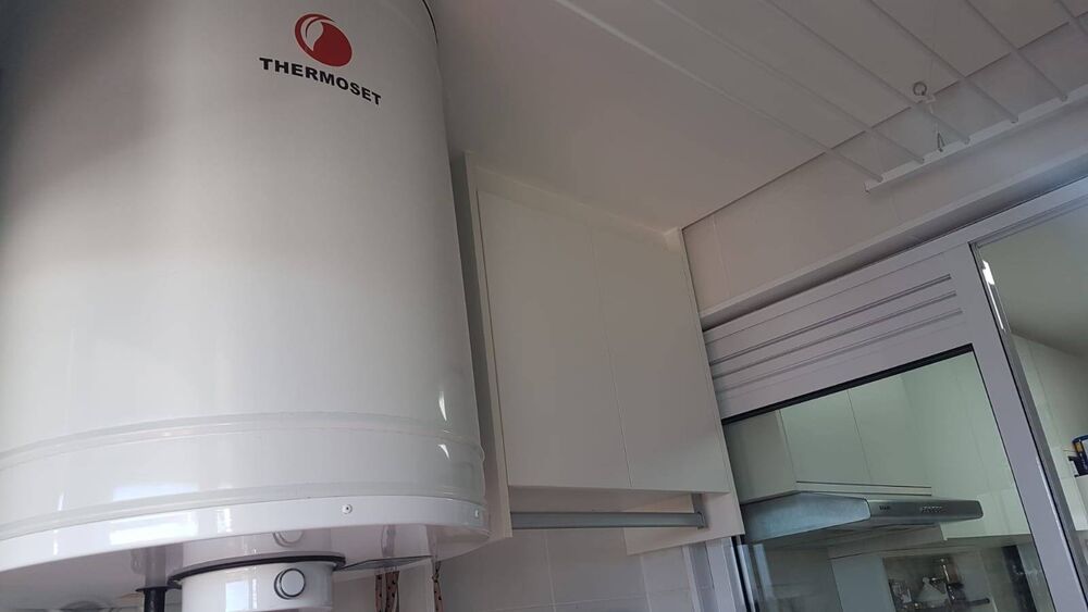 Apartamento à venda com 2 quartos, 70m² - Foto 1