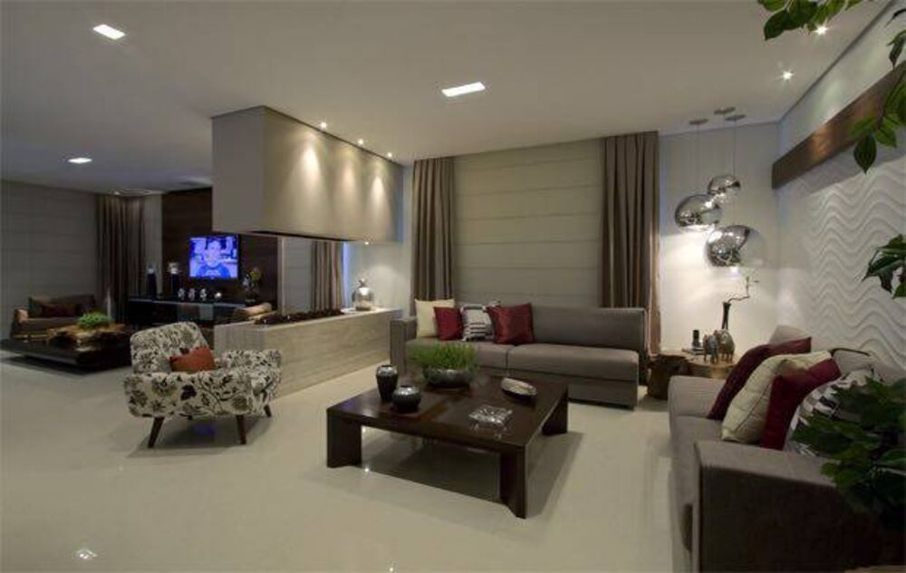 Casa à venda e aluguel com 5 quartos, 560m² - Foto 4