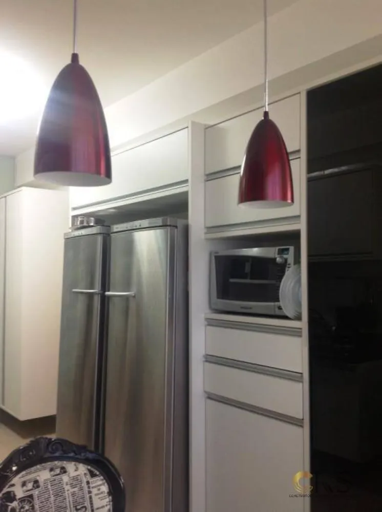 Apartamento, 3 quartos, 200 m² - Foto 1