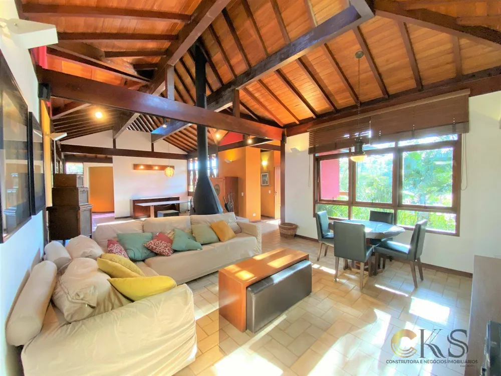Casa de Condomínio, 4 quartos - Foto 1